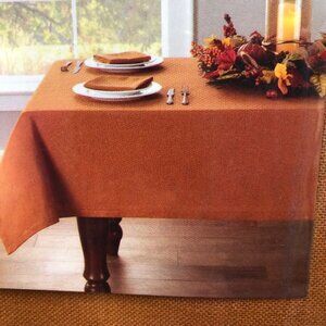 HEMSTITCH‎ TABLE CLOTH 60x84 OBLONG/OVAL NEW WITH TAG